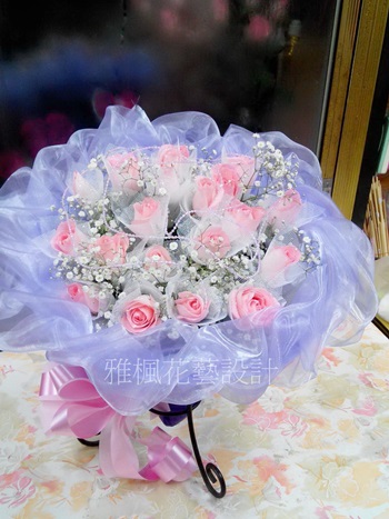 求婚花束芬園鄉花店，土庫鎮花店告白花束粉色玫瑰花外送服務