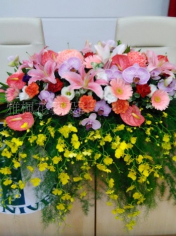 雲林縣林內鄉花店貴賓桌盆花,雲林縣崙背鄉花店