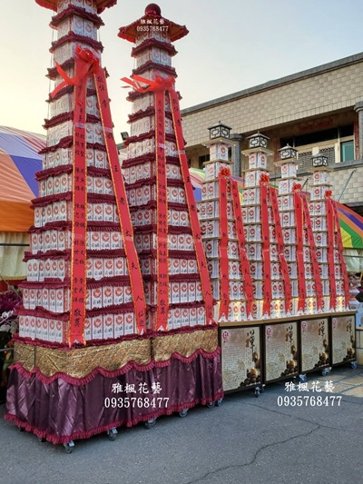 特大十三層立體追思罐頭山飲料_啤酒..等，都可組裝 一對(2座)32500元起